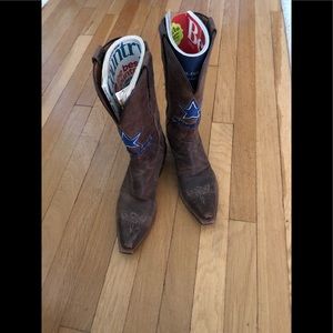COPY - Lucchese boots with Dallas Cowboy logo